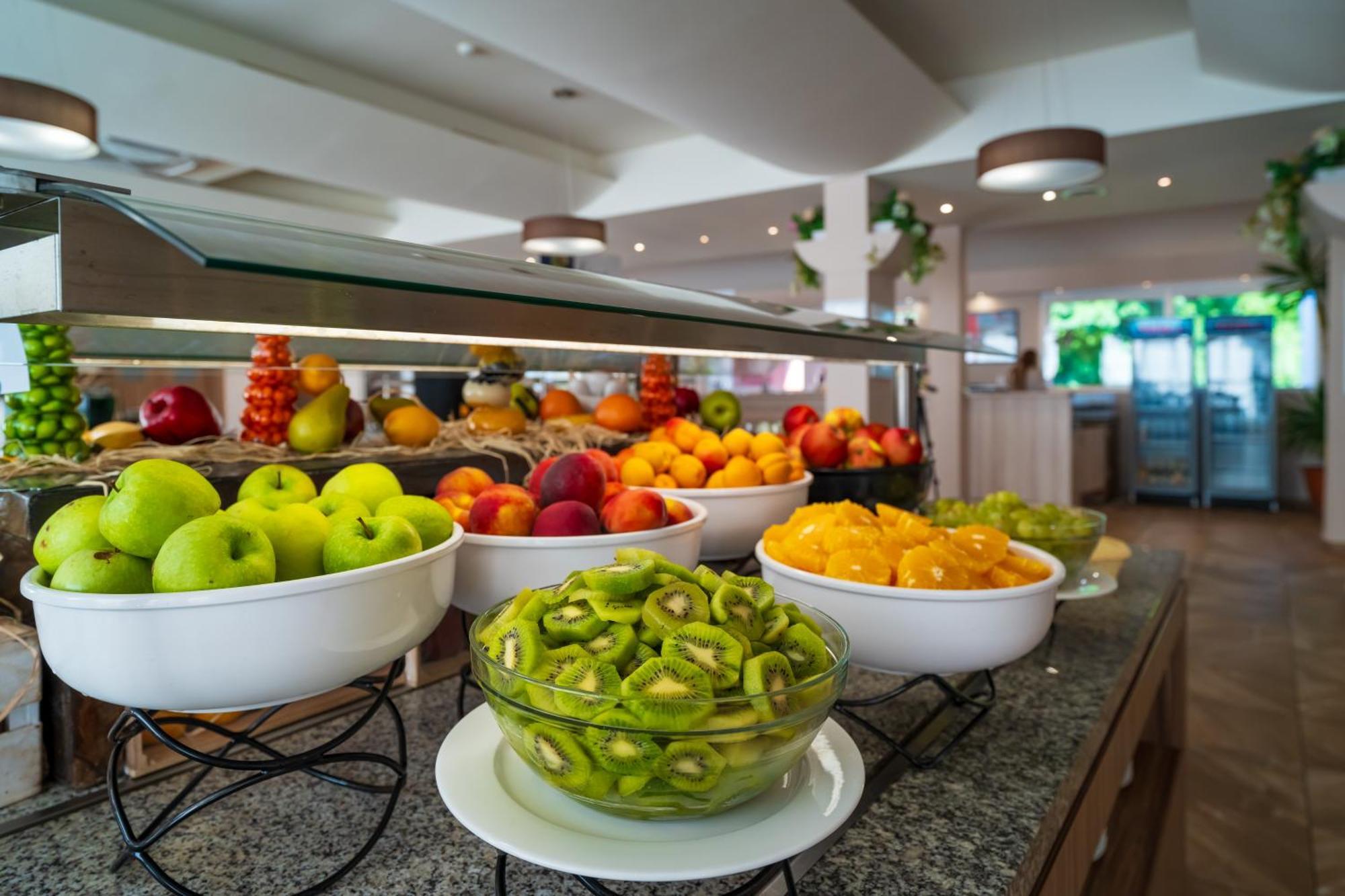Asteria Family Sunny Hotel 4*