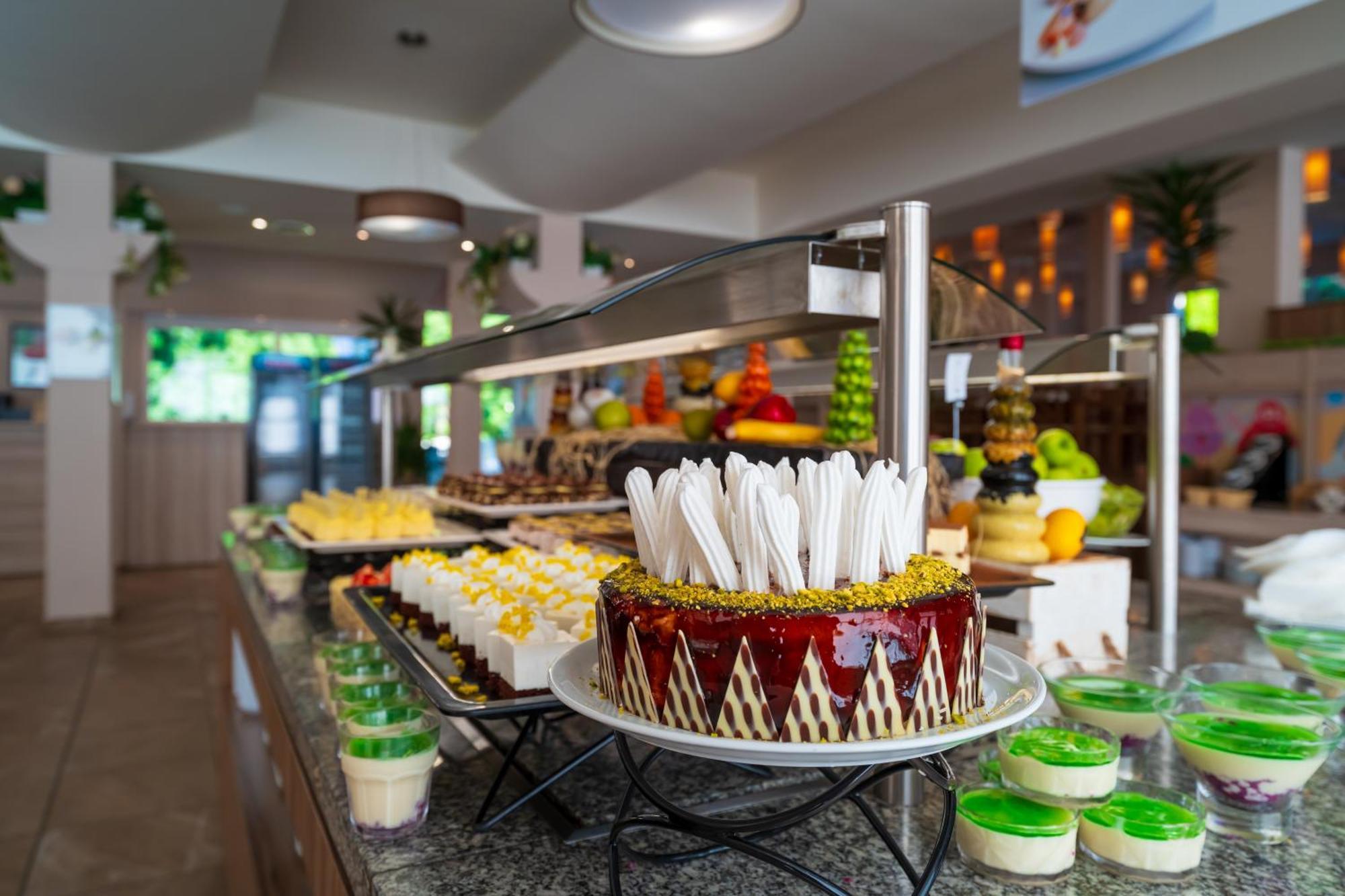 Hotel Asteria Family Sunny 4*