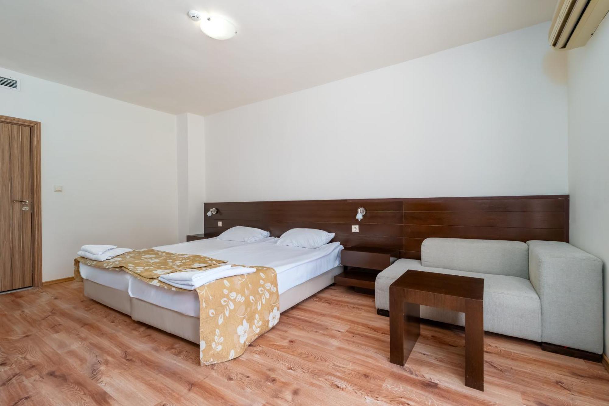 Asteria Family Sunny Hotel 4*